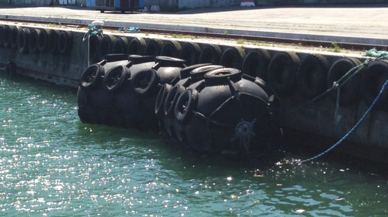 Type net bateau en caoutchouc pneumatique d'amortisseur de Yokohama accouplant l'indicateur de pression gonflable