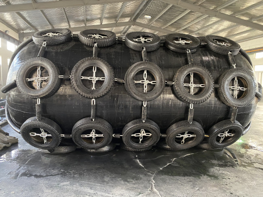 Type net pression interne initiale 50kPa Marine Rubber Fender navire-navire