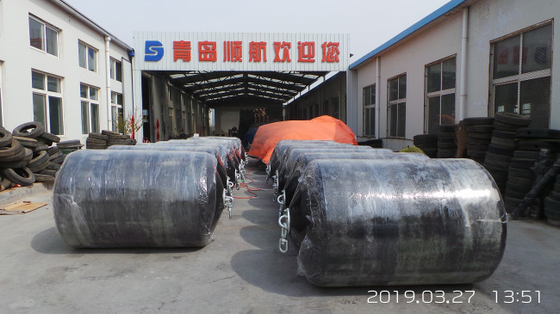 Balise flottant la garde Fenders Polyurethane Elastomer d'EVA Foam Fender Marine Ocean