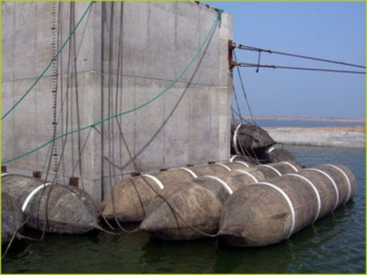 Le caoutchouc en nylon de lancement de flottement d'airbag de bateau de Marine Salvage Underwater Air Bags