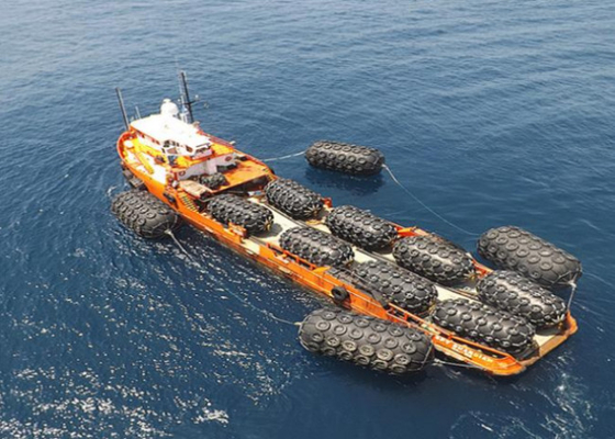 L'amortisseur gonflable de bateau de DST STS dactylographie l'amortisseur de flottement en caoutchouc Yokohama